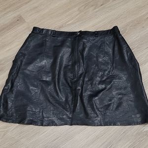 Pocketed Leather Skirt